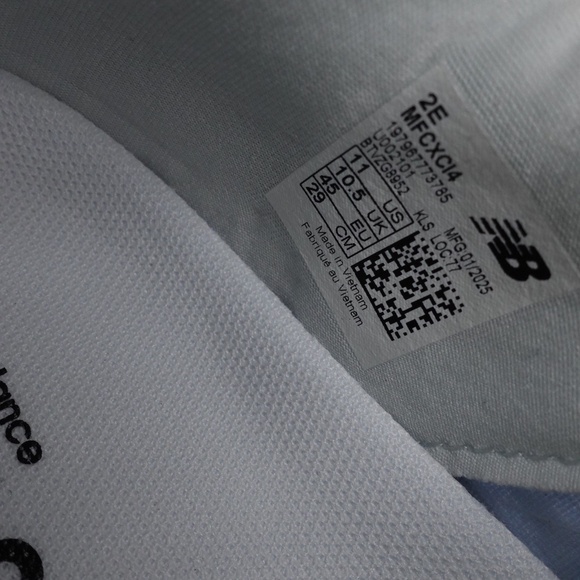 NEW WIDE 2E Men's New Balance FuelCell Rebel v4 Running Shoes MFCXCI4 - Picture 8 of 12